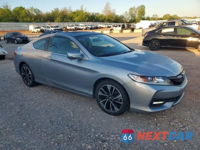 Czwarte zdjęcie samochodu z boku: 2017 HONDA ACCORD EXL VIN:1HGCT1B82HA007679 - miniatura