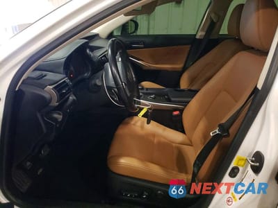 Zdjęcie 7 z 12 samochodu: 2017 LEXUS IS 300 VIN:JTHCM1D25H5016968 - miniatura