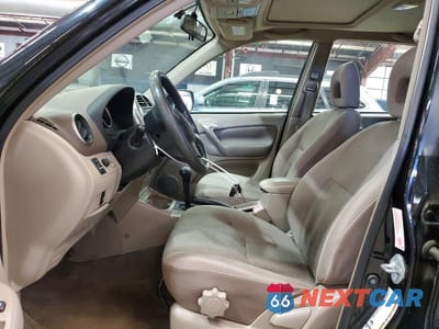 Zdjęcie 7 z 12 samochodu: 2004 TOYOTA RAV4 BASE VIN:JTEHD20V146008024 - miniatura