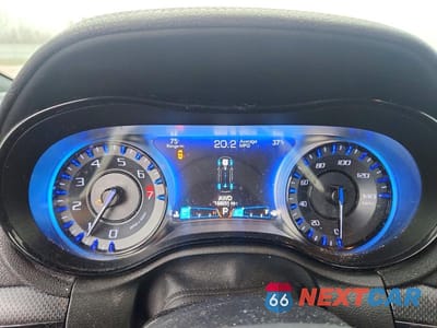 Zdjęcie 9 z 12 samochodu: 2015 CHRYSLER 300 S VIN:2C3CCAGG1FH922671 - miniatura