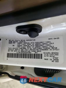 Zdjęcie 13 z 13 samochodu: 2005 LEXUS GX 470 VIN:JTJBT20X250087865 - miniatura