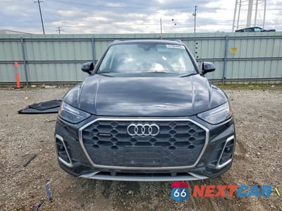 Piąte zdjęcie samochodu w środku: 2023 AUDI Q5 PREMIUM PLUS 45 VIN:WA1EAAFY4P2040905 - miniatura