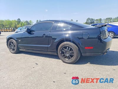 Drugie zdjęcie samochodu z przodu: 2005 FORD MUSTANG GT VIN:1ZVFT82H855165840 - miniatura