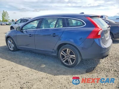 Drugie zdjęcie samochodu z przodu: 2015 VOLVO V60 PREMIER VIN:YV140MEK5F1221979 - miniatura