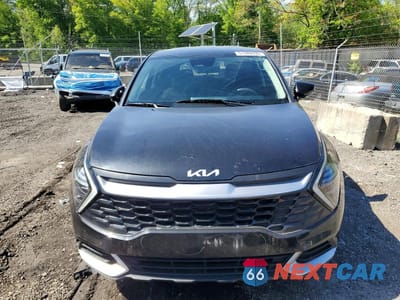 Piąte zdjęcie samochodu w środku: 2024 KIA SPORTAGE LX VIN:KNDPU3DF2R7269477 - miniatura