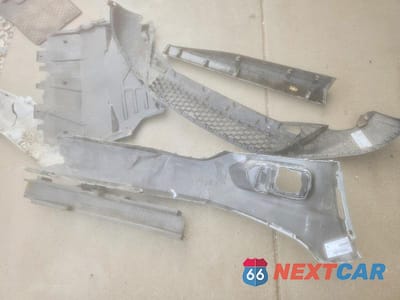 Zdjęcie 13 z 14 samochodu: 2018 VOLKSWAGEN TIGUAN LIMITED VIN:WVGBV7AX3JK002891 - miniatura