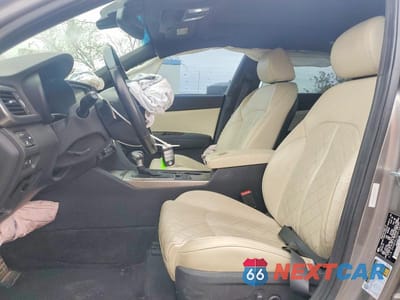 Zdjęcie 7 z 12 samochodu: 2017 KIA OPTIMA SXL TURBO VIN:5XXGV4L25HG159210 - miniatura
