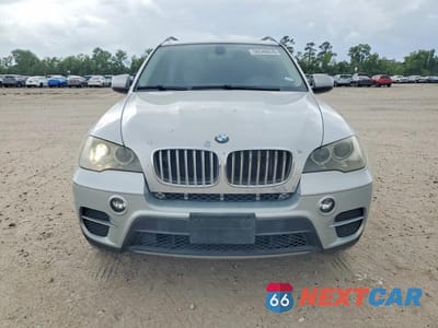 Piąte zdjęcie samochodu w środku: 2013 BMW X5 XDRIVE35I VIN:5UXZV4C53D0E09169 - miniatura