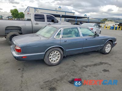 Trzecie zdjęcie samochodu z tyłu: 2001 JAGUAR XJ8 VIN:SAJDA14C01LF36668 - miniatura