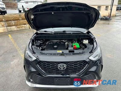 Piąte zdjęcie samochodu w środku: 2021 TOYOTA HIGHLANDER XSE VIN:5TDLZRBH7MS120536 - miniatura