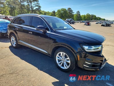 Czwarte zdjęcie samochodu z boku: 2019 AUDI Q7 PREMIUM VIN:WA1AAAF76KD011506 - miniatura