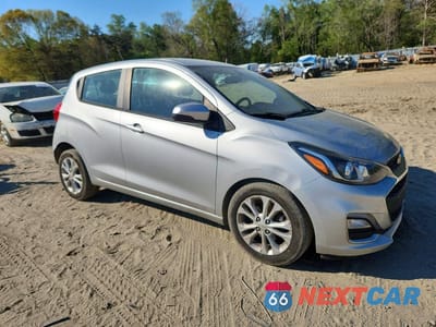 Czwarte zdjęcie samochodu z boku: 2020 CHEVROLET SPARK 1LT VIN:KL8CD6SA5LC442925 - miniatura