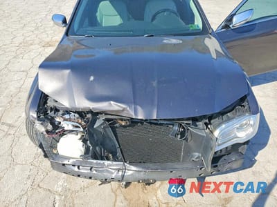 Zdjęcie 11 z 11 samochodu: 2017 CHRYSLER 300C VIN:2C3CCAKG4HH506687 - miniatura
