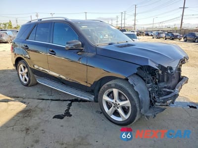 Czwarte zdjęcie samochodu z boku: 2018 MERCEDES-BENZ GLE 350 VIN:4JGDA5JB5JB017471 - miniatura