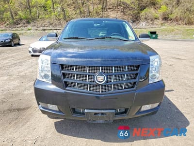 Piąte zdjęcie samochodu w środku: 2013 CADILLAC ESCALADE PREMIUM VIN:1GYS4CEF3DR370334 - miniatura