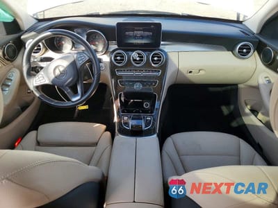 Zdjęcie 8 z 12 samochodu: 2016 MERCEDES-BENZ C 300 VIN:55SWF4JB6GU118712 - miniatura