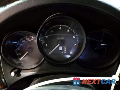 Zdjęcie 9 z 13 samochodu: 2024 PORSCHE MACAN BASE VIN:WP1AA2A53RLB16228 - miniatura