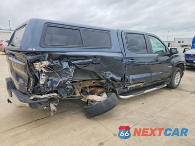 Trzecie zdjęcie samochodu z tyłu: 2021 CHEVROLET SILVERADO C1500 LT VIN:1GCPWCED0MZ166515 - miniatura