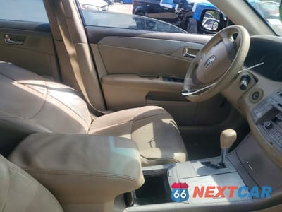 Zdjęcie 7 z 12 samochodu: 2010 TOYOTA AVALON XL VIN:4T1BK3DB8AU357447 - miniatura