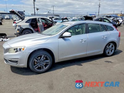 2015 VOLVO V60 PREMIER YV140MEB9F1190669 - główne zdjęcie licytacji z USA - miniatura