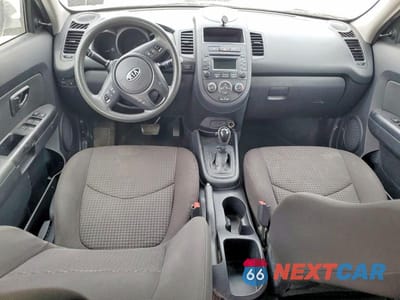 Zdjęcie 8 z 13 samochodu: 2012 KIA SOUL BASE VIN:KNDJT2A51C7449894 - miniatura