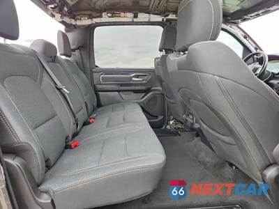 Zdjęcie 10 z 13 samochodu: 2021 RAM 1500 BIG HORN VIN:1C6RRFFG5MN628124 - miniatura