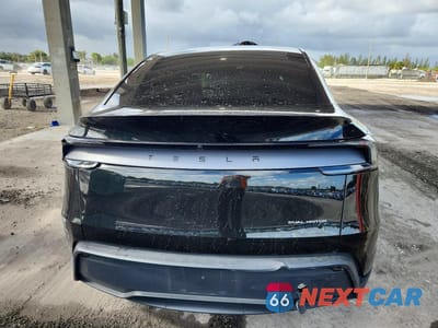 Zdjęcie 6 z 11 samochodu: 2026 TESLA MODEL Y VIN:7SAYGDEEXTA412877 - miniatura