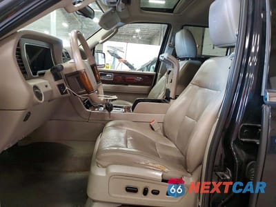 Zdjęcie 7 z 12 samochodu: 2014 LINCOLN NAVIGATOR VIN:5LMJJ2J53EEL02151 - miniatura