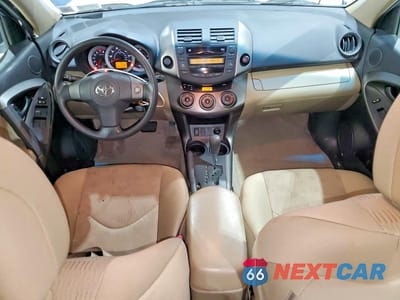 Zdjęcie 8 z 13 samochodu: 2009 TOYOTA RAV4 BASE VIN:JTMZF33V895012542 - miniatura