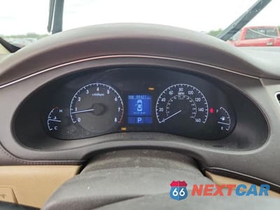 Zdjęcie 9 z 12 samochodu: 2013 HYUNDAI GENESIS 3.8L VIN:KMHGC4DD5DU240939 - miniatura