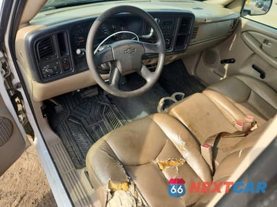 Zdjęcie 8 z 12 samochodu: 2005 CHEVROLET SILVERADO C1500 VIN:1GCEC14V35Z112738 - miniatura
