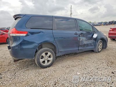 Trzecie zdjęcie samochodu z tyłu: 2011 TOYOTA SIENNA BASE 7-PASSENGER VIN:5TDZK3DC4BS025040 - miniatura