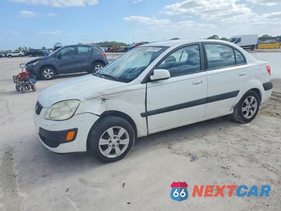 2006 KIA RIO BASE KNADE123466050774 - główne zdjęcie licytacji z USA - miniatura