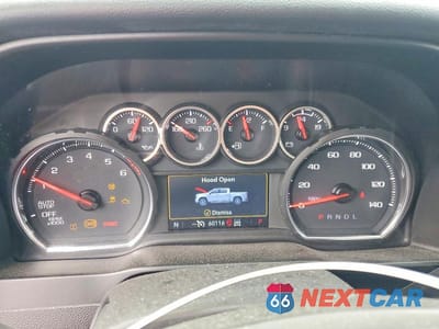 Zdjęcie 9 z 11 samochodu: 2021 CHEVROLET SILVERADO K1500 RST VIN:3GCUYEED7MG260433 - miniatura