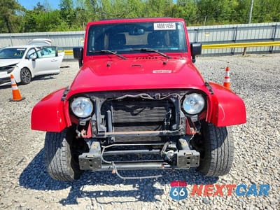 Piąte zdjęcie samochodu w środku: 2014 JEEP WRANGLER UNLIMITED SPORT VIN:1C4BJWDG6EL198539 - miniatura