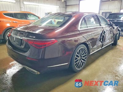 Trzecie zdjęcie samochodu z tyłu: 2021 MERCEDES-BENZ S 580 4MATIC VIN:W1K6G7GBXMA037083 - miniatura