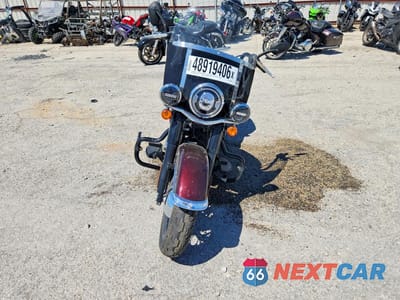 Drugie zdjęcie samochodu z przodu: 2018 HARLEY-DAVIDSON FLHC HERITAGE CLASSIC VIN:1HD1YAJ10JC057162 - miniatura