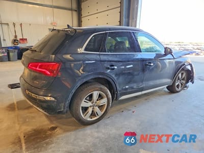 Trzecie zdjęcie samochodu z tyłu: 2019 AUDI Q5 PREMIUM PLUS VIN:WA1BNAFY8K2090660 - miniatura