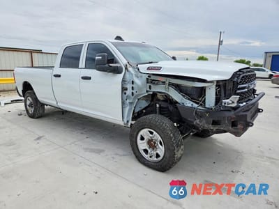 Czwarte zdjęcie samochodu z boku: 2023 RAM 3500 TRADESMAN VIN:3C63R3GL1PG552284 - miniatura