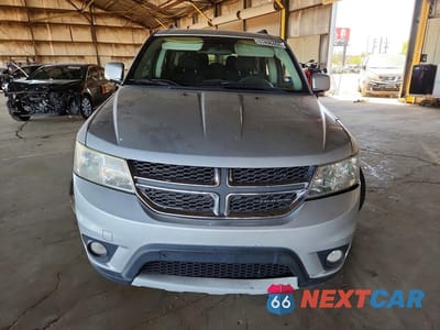 Piąte zdjęcie samochodu w środku: 2011 DODGE JOURNEY MAINSTREET VIN:3D4PG1FG5BT551215 - miniatura