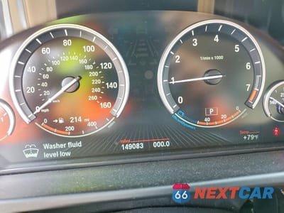 Zdjęcie 9 z 13 samochodu: 2015 BMW X5 SDRIVE35I VIN:5UXKR2C55F0H35617 - miniatura