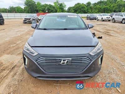 Piąte zdjęcie samochodu w środku: 2019 HYUNDAI IONIQ LIMITED VIN:KMHC75LD4KU167764 - miniatura