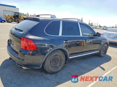 Trzecie zdjęcie samochodu z tyłu: 2003 PORSCHE CAYENNE VIN:WP1AC29P13LA90297 - miniatura