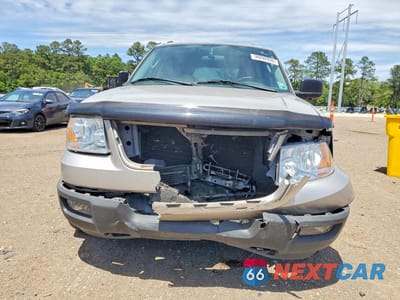 Piąte zdjęcie samochodu w środku: 2005 FORD EXPEDITION XLT VIN:1FMPU16575LA81740 - miniatura