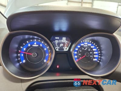 Zdjęcie 9 z 12 samochodu: 2013 HYUNDAI ELANTRA GLS VIN:5NPDH4AEXDH445916 - miniatura