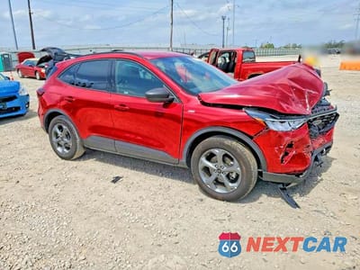 Czwarte zdjęcie samochodu z boku: 2025 FORD ESCAPE ST LINE VIN:1FMCU9MN1SUA88849 - miniatura