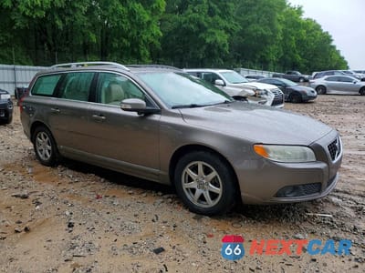 Czwarte zdjęcie samochodu z boku: 2008 VOLVO V70 3.2 VIN:YV1BW982781043770 - miniatura