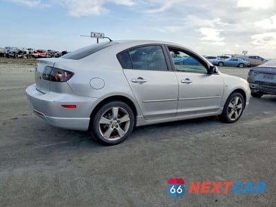 Trzecie zdjęcie samochodu z tyłu: 2006 MAZDA 3 S VIN:JM1BK324161506671 - miniatura