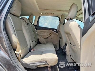 Zdjęcie 11 z 13 samochodu: 2018 FORD ESCAPE SE VIN:1FMCU0GD6JUC10778 - miniatura