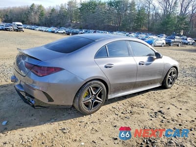 Trzecie zdjęcie samochodu z tyłu: 2022 MERCEDES-BENZ CLA AMG 35 4MATIC VIN:W1K5J5BB6NN307025 - miniatura